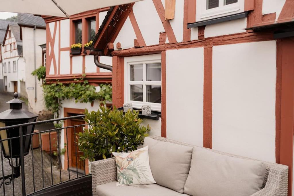 Appartement Modernes Tiny House Mit Sonnenterrasse à Ediger-Eller Extérieur photo