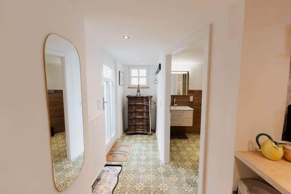 Appartement Modernes Tiny House Mit Sonnenterrasse à Ediger-Eller Extérieur photo